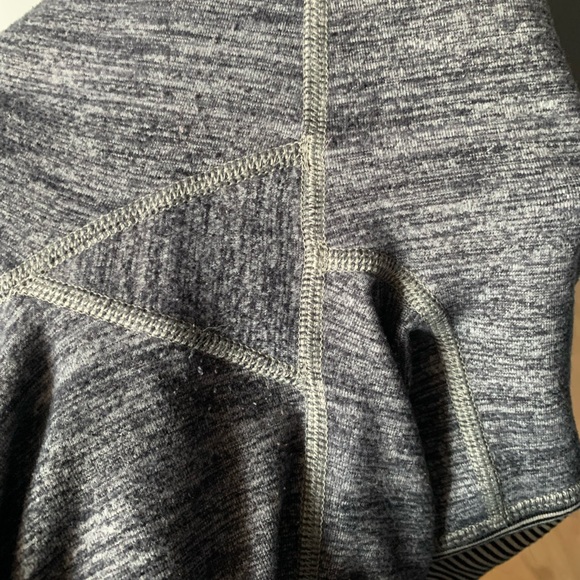 Lululemon crops - Picture 4 of 6